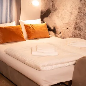 Urban - Quiet & Free Parking Apartamento